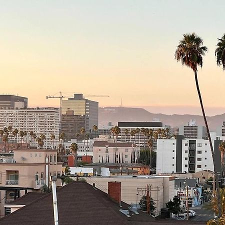 Luxury K-Town Dwelling With Private Rooftop Deck. ロサンゼルス エクステリア 写真