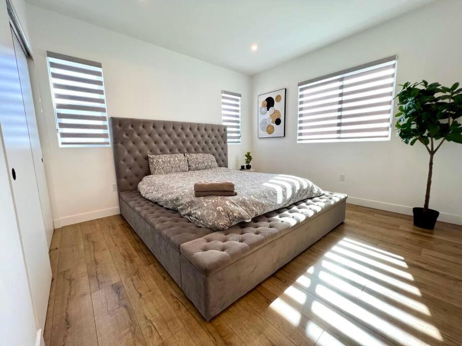 Luxury K-Town Dwelling With Private Rooftop Deck. ロサンゼルス エクステリア 写真